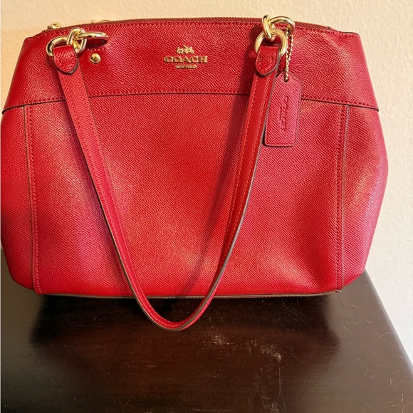 Coach leather cherry red purse w/shoulder straps - Picture 2 of 11